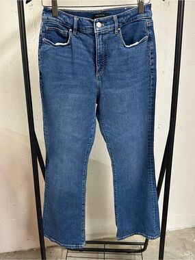 Ann Taylor Blue Bootcut Jeans with Contrast Pocket Trim 📦